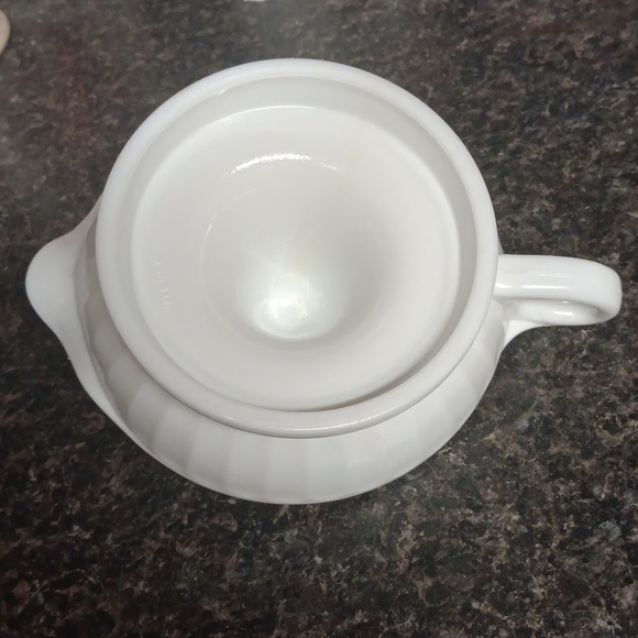 Vintage VITROCK White Milkglass Citrus  Juicer - Picture 4 of 5